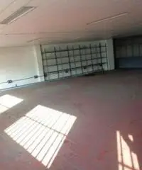 Vendita Capannone in Via Fermi 3