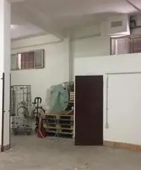 Affitto Magazzino in Via Giovanni Verga