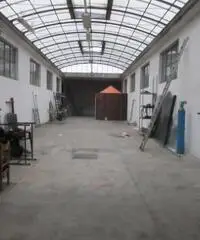 Commerciale in affitto a Collecchio, Lemignano