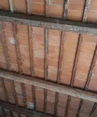 Magazzino in vendita a NAVACCHIO - Cascina 200 mq  Rif: 469149