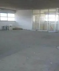 CAPANNONE di 6 vani e di 1400 mq (AGLIANA) rif. F440