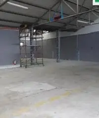 Centro città: Vendita Capannone in Contrada Caira