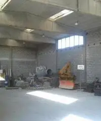 Vendita Capannone in via Destra Senio