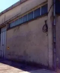 Capannone / Fondo in vendita a Boretto