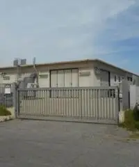 Vendita Capannone in via Maremmana III 7a Vendita Capannone in via Maremmana III 7a