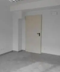 Vendita Capannone in via del Commercio