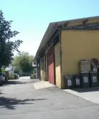 Vendita Laboratorio in Via Prelatura, 49