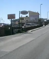 Vendita Laboratorio in Via Prelatura, 49