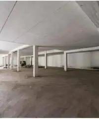 Vendita Magazzino in VIA LAURENTINA 219 Vendita Magazzino in VIA LAURENTINA 219