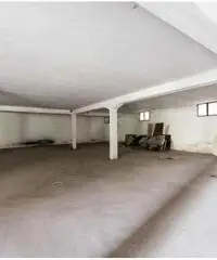 Vendita Magazzino in VIA LAURENTINA 219 Vendita Magazzino in VIA LAURENTINA 219