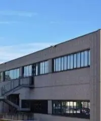 Vendita Magazzino in Via degli Olmetti