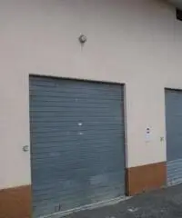 Vendita Magazzino in Via Fontana Maggiore