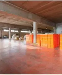 Vendita Magazzino in Via degli Olmetti