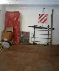 Vendita Magazzino in Via dei Tulipani Vendita Magazzino in Via dei Tulipani
