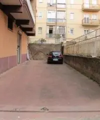 Vendita Magazzino in Via Mario Colacchi