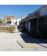 Villa Adriana: Affitto Laboratorio in Via Tiburtina Valeria