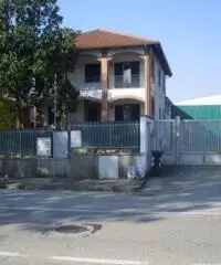 Rif: 00230291452/13ESLUdavinciTOFD - Capannone in Vendita a Trofarello