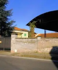 Rif: 3566 - Capannone in Affitto a Salassa