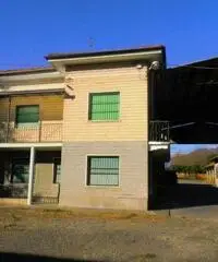 Rif: 3566 - Capannone in Affitto a Salassa