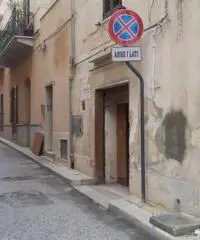 LOCALE USO DEPOSITO MQ 22 PI? ANTIBAGNO E BAGNO