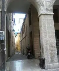 Vendita Magazzino in Corso Giuseppe Garibaldi