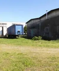AFFITTASI SPAZI DI MAGAZZINI A PRIVATI E AZIENDE
