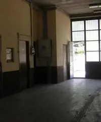 Affitto Laboratorio in FRAZIONE LA GRENDE, 39