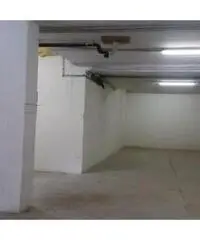 Affitto Magazzino in vicolo des fermes, 22