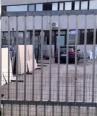 Affitto Capannone in zona industriale