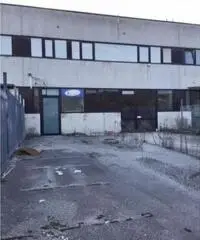 Affitto Capannone in zona industriale