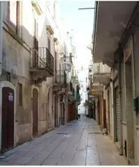 Vendita Magazzino in Via Vincenzo Gioberti