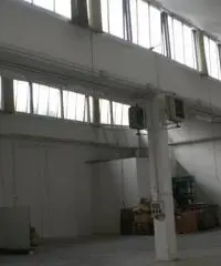 Capannone / Fondo in vendita a Monte San Pietro