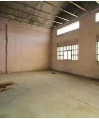 Affitto Capannone in Via Lithos