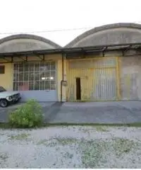 Affitto Capannone in Via Lithos