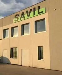 Affitto Capannone in Via Passo Gavia Snc