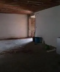 Deposito 550 mq con terreno mq 700