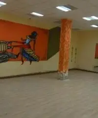 in affitto Privato magazzino centro ( via umberto mq 500