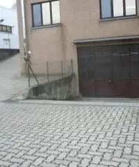 Affitto Laboratorio in Via Monte Rosa