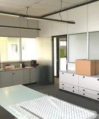 Vendita Magazzino in Via Nazionale