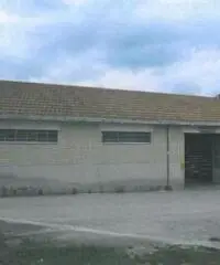 Vendita Laboratorio in Via Curi