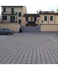 Vendita Magazzino in Via Vincenzo Monti