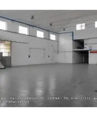 Centro città: Affitto Capannone in Via Genova