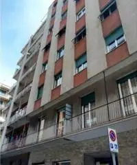 Rif: 21711222-3 - NUOVO SUL MERCATO - LOCALI COMMERCIALI ADIACENTI