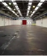 Affitto Capannone in via quasimodo