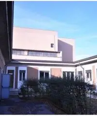 Affitto Capannone in Via Antonio Canova