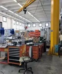 Mazzo: Vendita Capannone in Via Vincenzo Monti