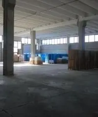 Vendita Capannone in idiomi