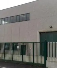 Affitto Capannone da 1200mq con ascensore