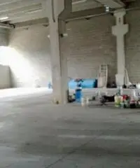Affitto Capannone da 1200mq con ascensore