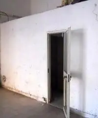 Magazzino in Affitto a Quarto